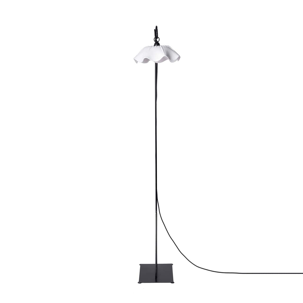 Lámpara Violacea Base Fierro Pie (160cms de alto)