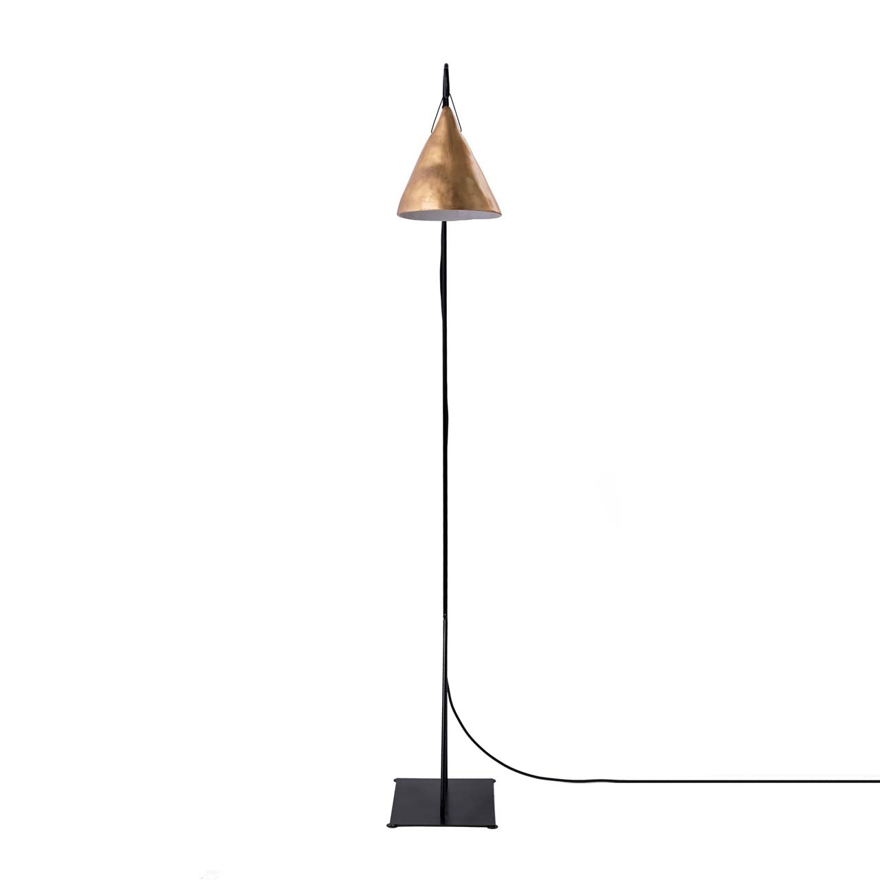 Lámpara Ruca Base Fierro Pie (160cms de alto)