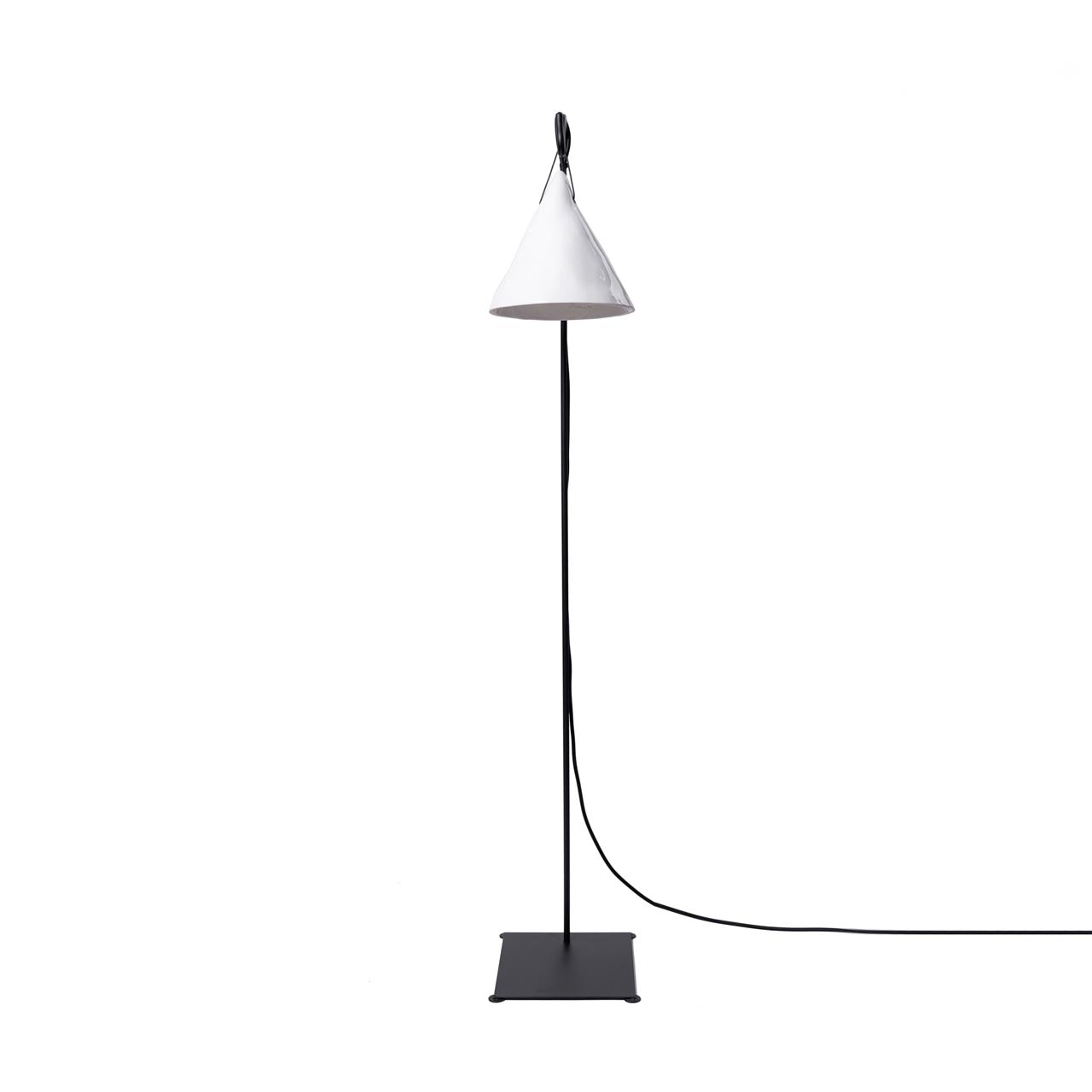 Lámpara Ruca Base Fierro Lectura (130cms de alto)
