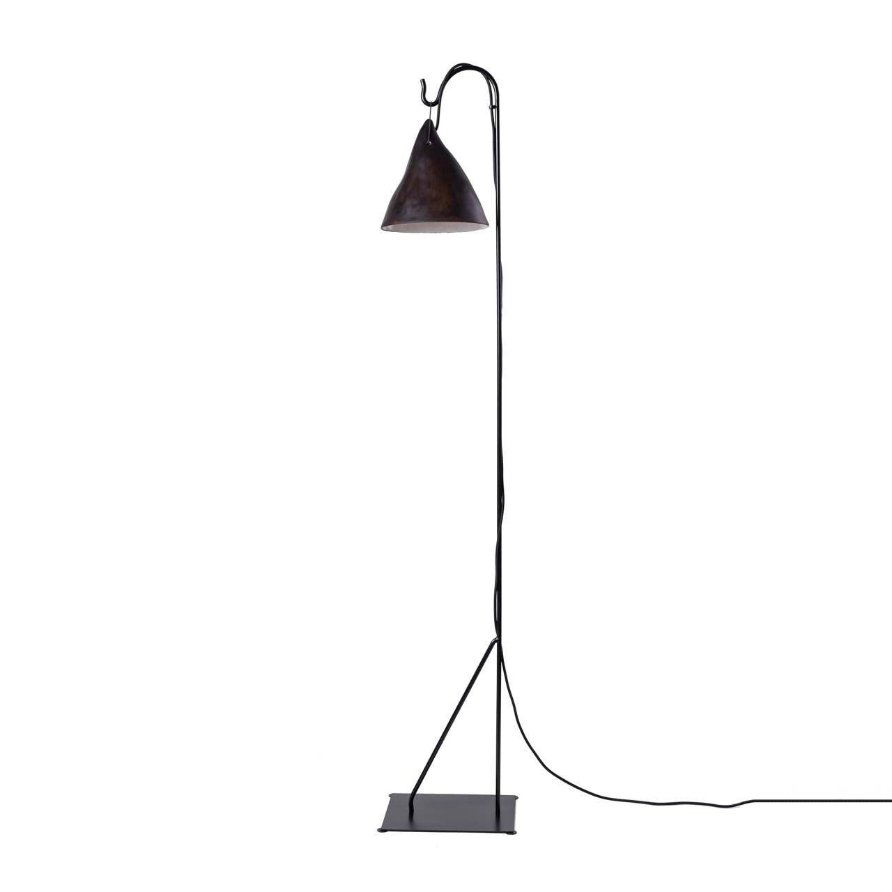 Lámpara Ruca Base Fierro Pie (160cms de alto)