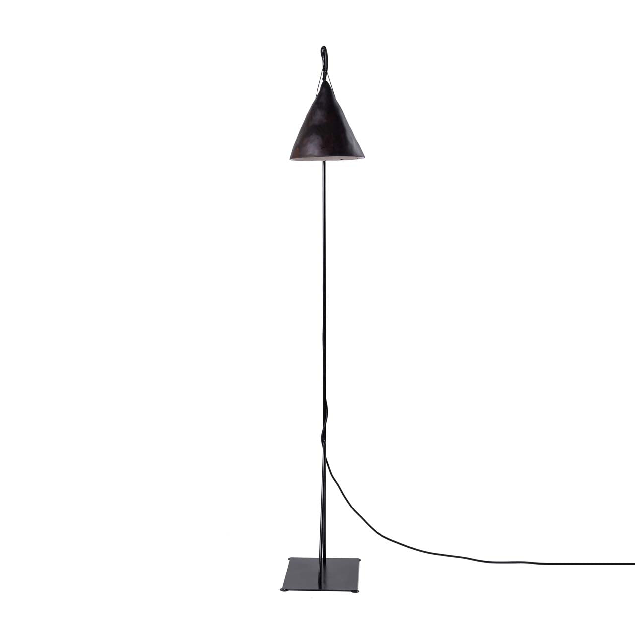 Lámpara Ruca Base Fierro Pie (160cms de alto)