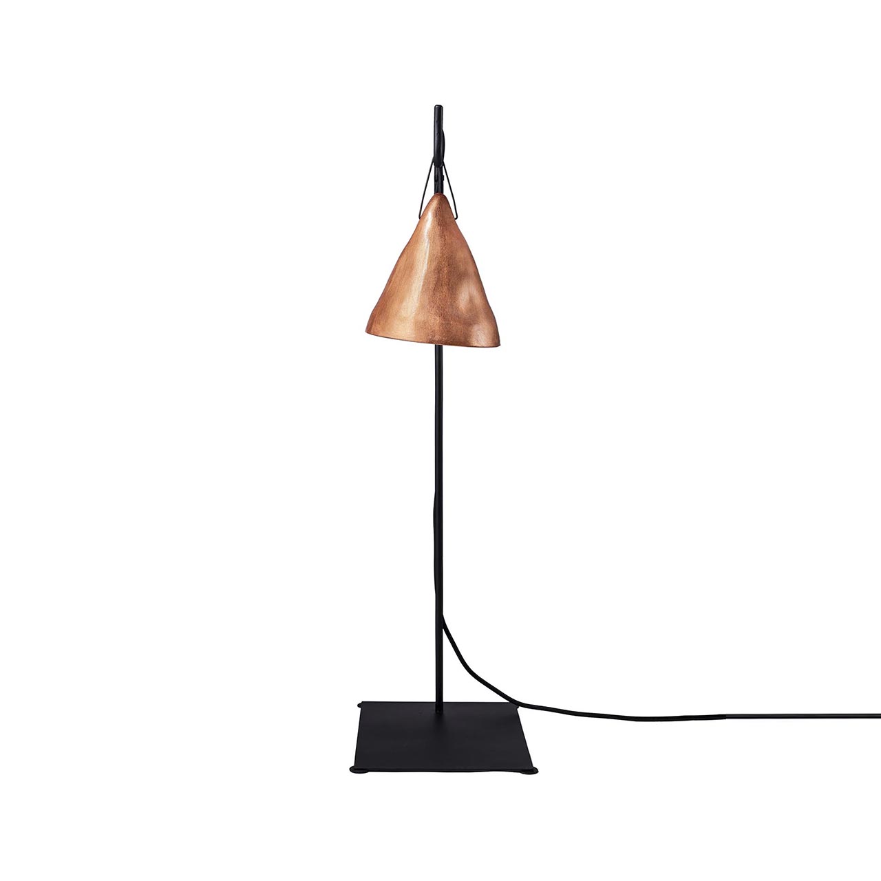 Lámpara Ruca Base Fierro Mesa (75cms de alto)